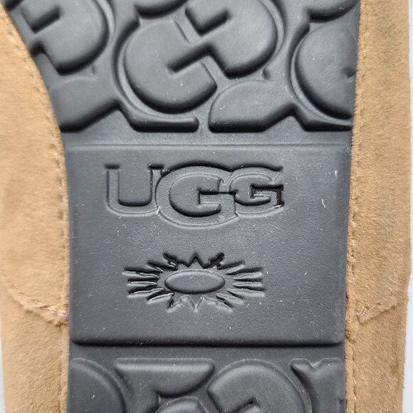 UGG Ascot Mens Size 9 Tan Suede Sheepskin Lined Moccasin Slippers - Picture 6 of 8